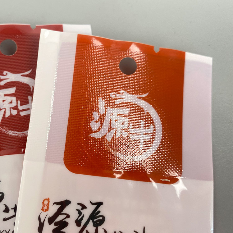 15g牛肉干外袋+亮面塑料復(fù)合+側(cè)封